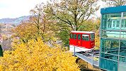 Marzilibahn Bern - die Marzili Standseilbahn in den prächtigsten Herbstfarben