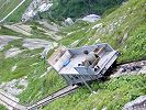 Artilleriewerk Festung Grimsel Standseilbahn - Standort direkt bei der Bergstation - bei der Bergstation ging es steil bergab - schönes Foto aus dem letzten Betriebsjahr 2004