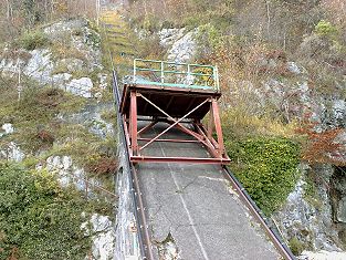 Schrägaufzug Steinbruch Lochezen am Walensee