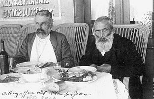 Josef Durrer (links) und Franz Bucher auf dem Stanserhorn 1904 - Foto Archiv standseilbahnen.ch  Josef Durrer (links) und Franz Bucher auf dem Stanserhorn 1904 - Foto Archiv standseilbahnen.ch