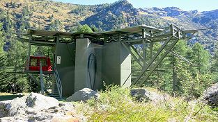 Videos der spektakulären Luftseillbahn Olivone - Luzzone - Seilbahn Funivia Ofible Kraftwerk Videos der spektakulären Luftseillbahn Olivone - Luzzone - Seilbahn Funivia Ofible Kraftwerk