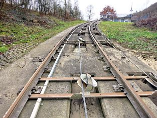 Katalog Material - Standseilbahnen Schweiz - hier die Standseilbahn für Boote und Schiffe beim Kraftwerk Ruppoldingen Katalog Material - Standseilbahnen Schweiz - hier die Standseilbahn für Boote und Schiffe beim Kraftwerk Ruppoldingen